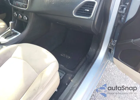 2014 Chrysler 200 Lx from USA, damaged, VIN 1C3CCBAG5EN178559